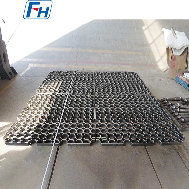 FH 2.4879 Apparecchi universali per trattamento termico per forni multitipo