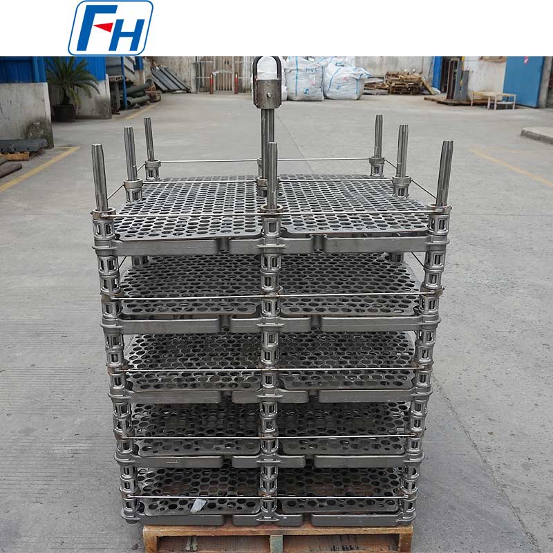 Dispositivi per forni combinati FH® Precision 1.4848 per risultati di trattamento termico costanti